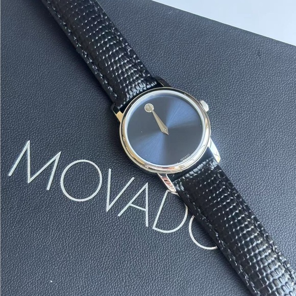 Movado Black Leather Strap Watch size 28MM - Picture 1 of 8